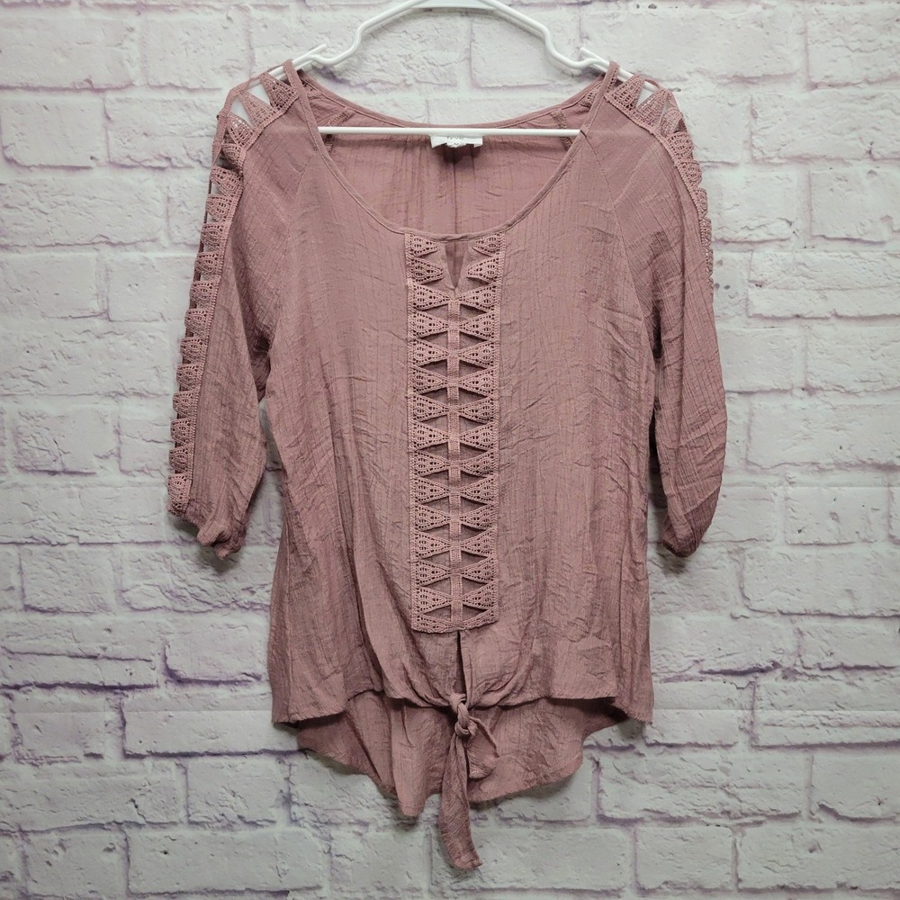 Fyve‎ Crochet Lace Peasant Tunic Blouse M Tie Front Romantic Flowy Boho Softgirl